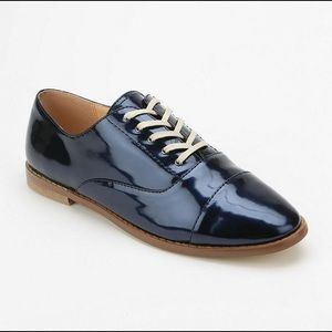 ✦Marais Oxford Loafers Navy Urban Outfitters✦